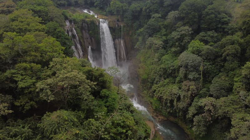waterfalls in honduras